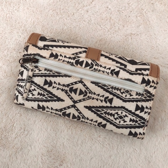 ↠ SOLD ↞ - Picture 4 of 7